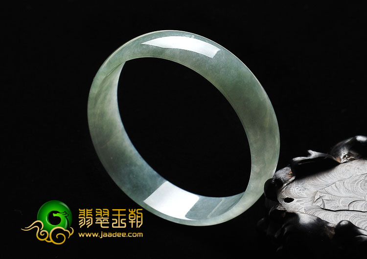 糯冰种晴水缅甸翡翠A货手镯（53mm）
