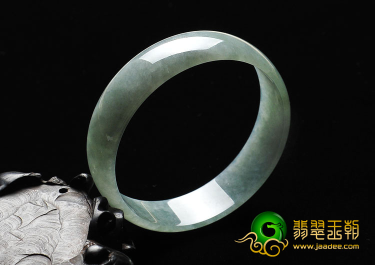 糯冰种晴水缅甸翡翠A货手镯（53mm）