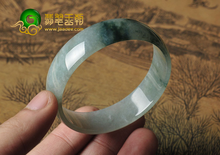 糯冰种飘花缅甸翡翠A货手镯（52.9mm）