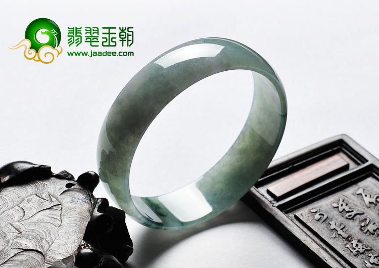 糯冰种飘花缅甸翡翠A货手镯（52.8mm）