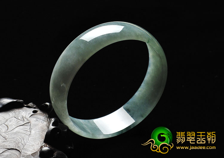 糯冰种飘花缅甸翡翠A货手镯（52.8mm）