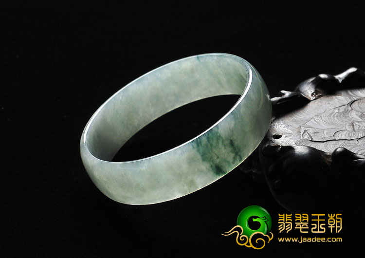 糯冰种飘花缅甸翡翠A货手镯（52.8mm）