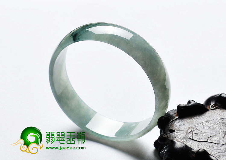糯冰种飘花缅甸翡翠A货手镯（52.5mm）