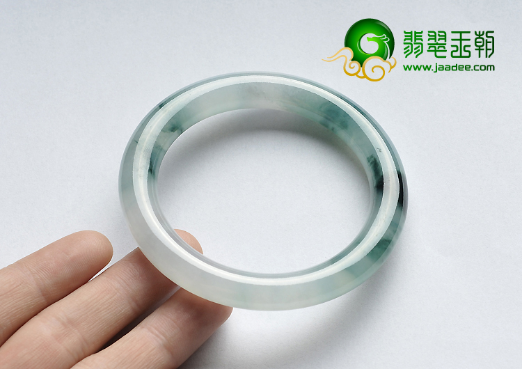 冰种飘花缅甸翡翠A货圆条手镯（58.4mm）
