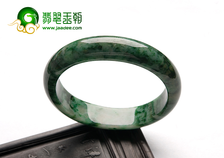 细糯种癣加绿缅甸翡翠A货贵妃镯（54.8-49.1mm）