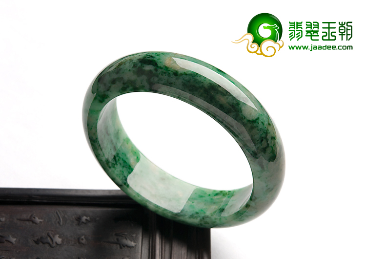 细糯种癣加绿缅甸翡翠A货手镯（53.1mm）