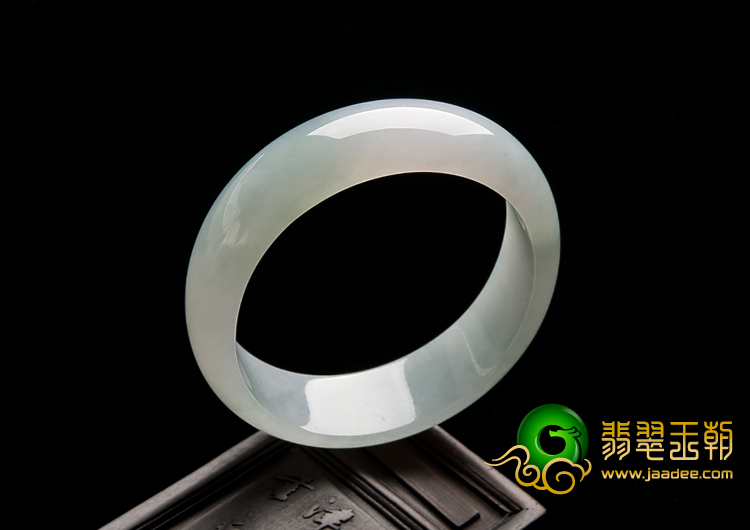 冰种晴水缅甸翡翠A货贵妃镯（54.2mm-48mm）