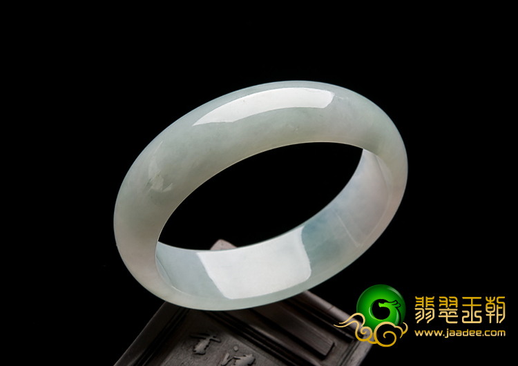 冰种晴水缅甸翡翠A货贵妃镯（54.2mm-48mm）
