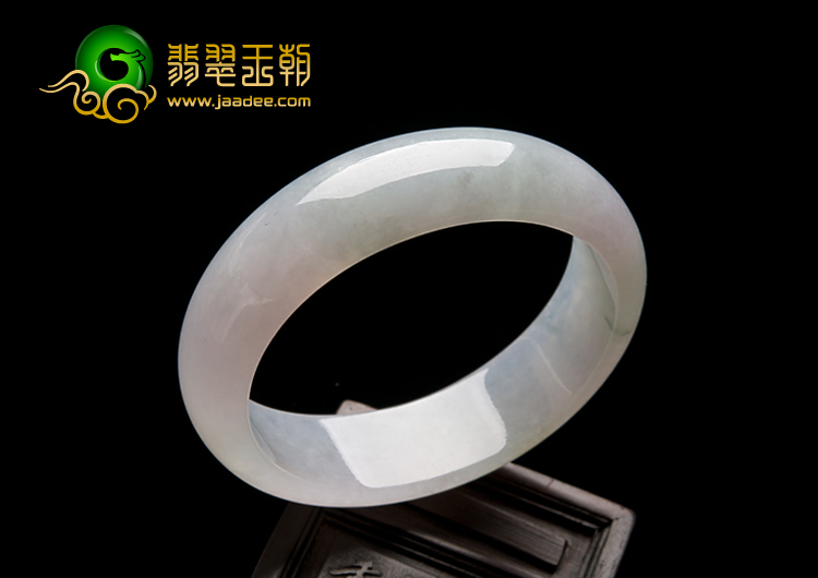 冰种晴水缅甸翡翠A货贵妃镯（51.1mm-45.8mm）