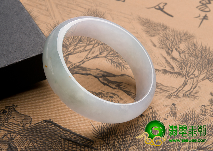 冰种晴水缅甸翡翠A货贵妃镯（52.1-46.2mm）
