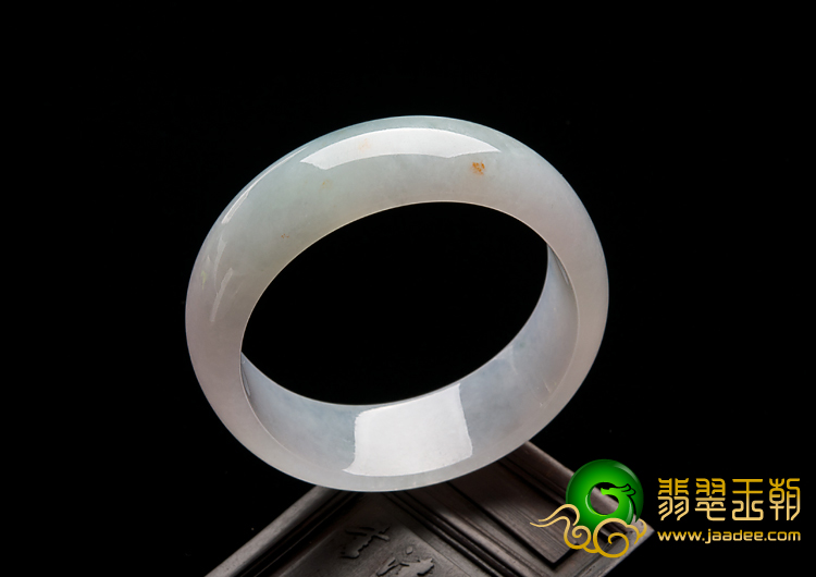 冰种晴水缅甸翡翠A货贵妃镯（52.1-46.2mm）