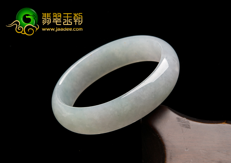 冰种晴水缅甸翡翠A货贵妃镯（53.5mm-48.2mm）