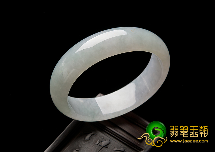 冰种晴水缅甸翡翠A货贵妃镯（53.5mm-48.2mm）