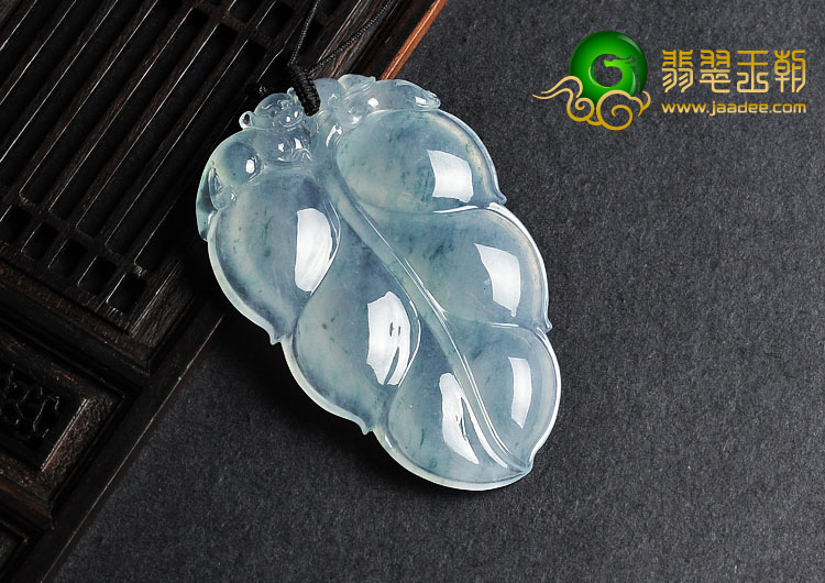 冰种飘花缅甸翡翠A货叶子挂件