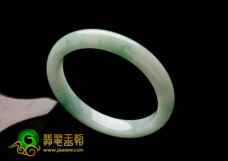糯冰种飘翠缅甸翡翠A货手镯（51.8mm）