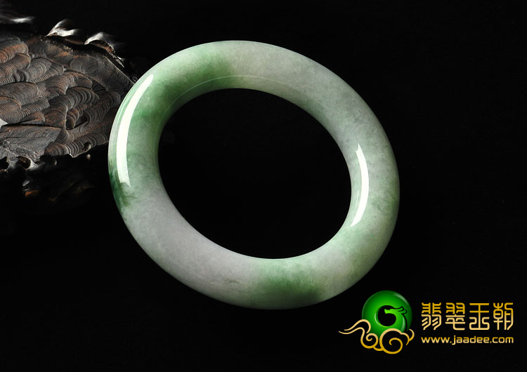 糯冰种飘翠缅甸翡翠A货圆条手镯（58.2mm）