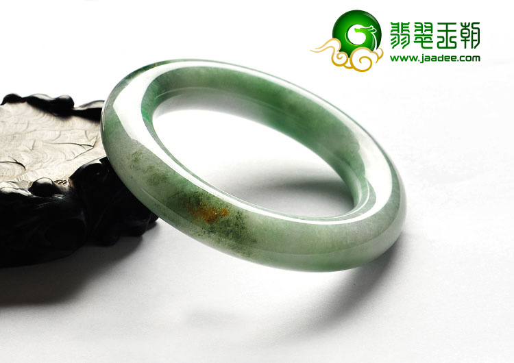 糯冰种飘翠缅甸翡翠A货圆条手镯（58.2mm）