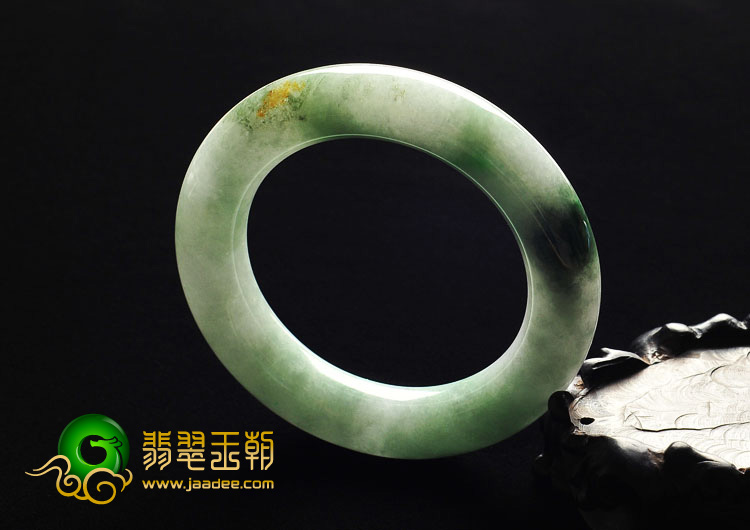 糯冰种飘翠缅甸翡翠A货圆条手镯（58.2mm）