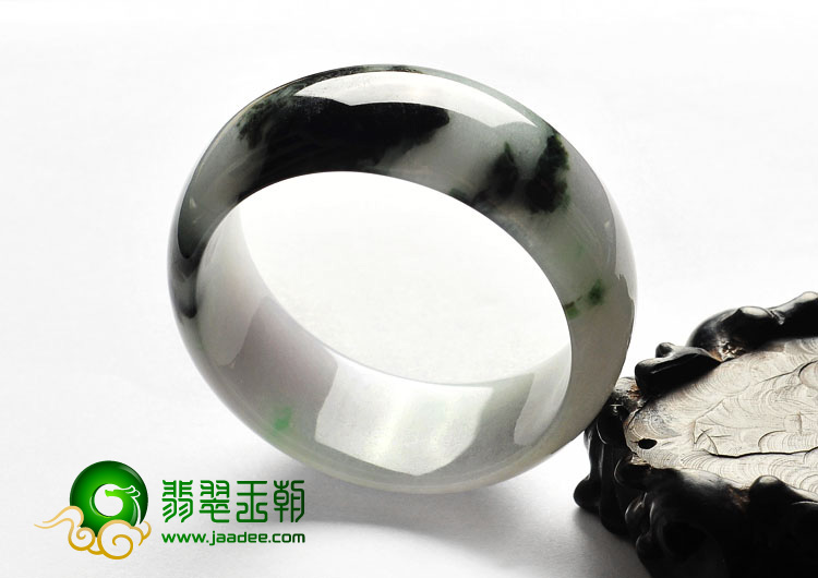 糯冰种飘花缅甸翡翠A货手镯（57.2mm）