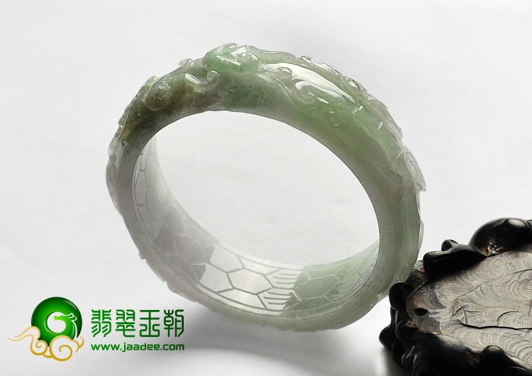 糯冰种多彩缅甸翡翠A货雕花手镯（57.2mm）