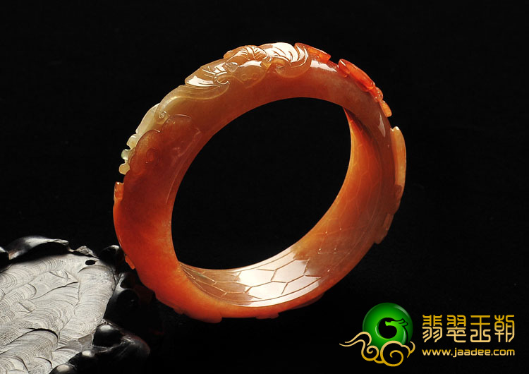 糯冰种红黄翡缅甸翡翠A货雕花镯（56.8mm）