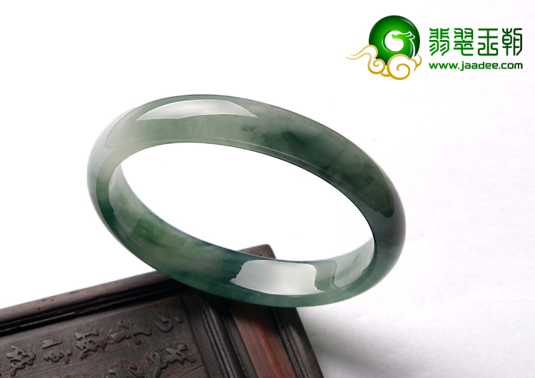 冰种飘花缅甸翡翠A货贵妃镯（54.2mm-48.1mm）