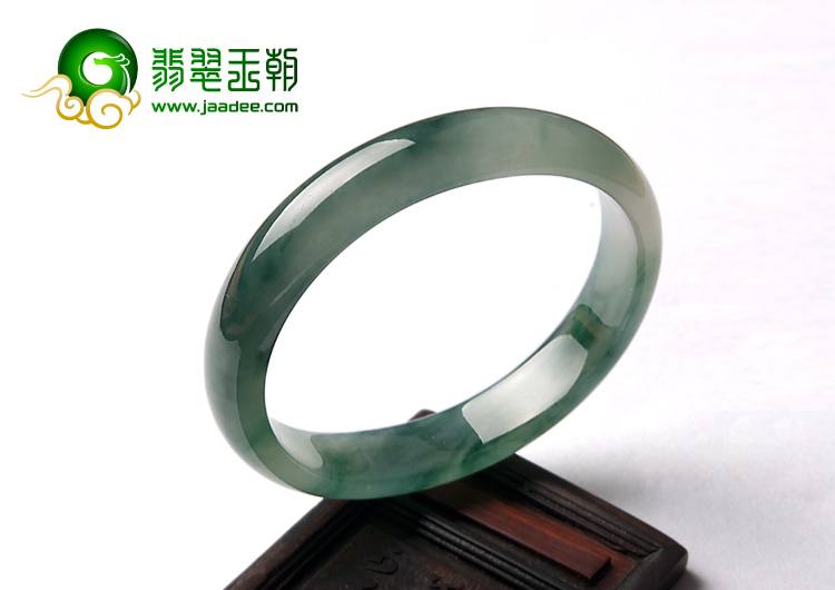 冰种飘花缅甸翡翠A货贵妃镯（54.2mm-48.1mm）