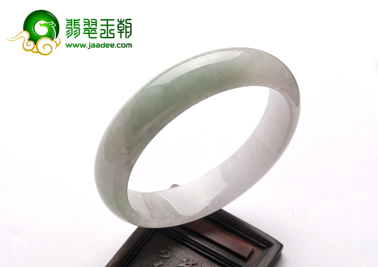 糯冰种晴水缅甸翡翠A货手镯（58.2mm）