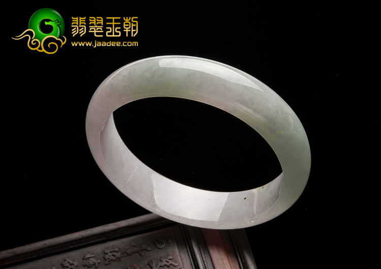 糯冰种晴水缅甸翡翠A货手镯（58.2mm）