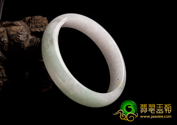 糯冰种晴水缅甸翡翠A货手镯（58.2mm）