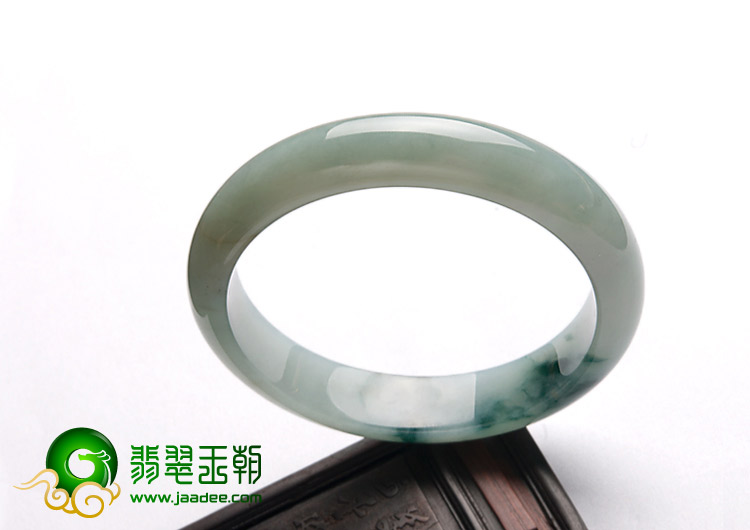 糯冰种飘花缅甸翡翠A货手镯（63.8mm）