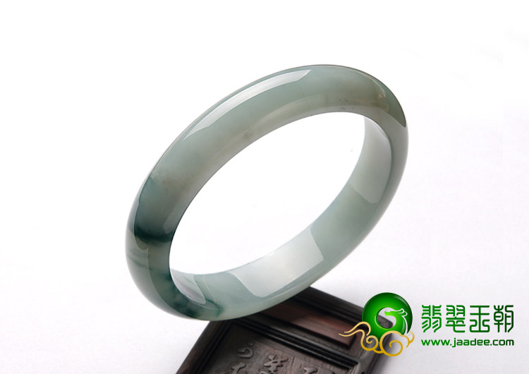 糯冰种飘花缅甸翡翠A货手镯（63.8mm）