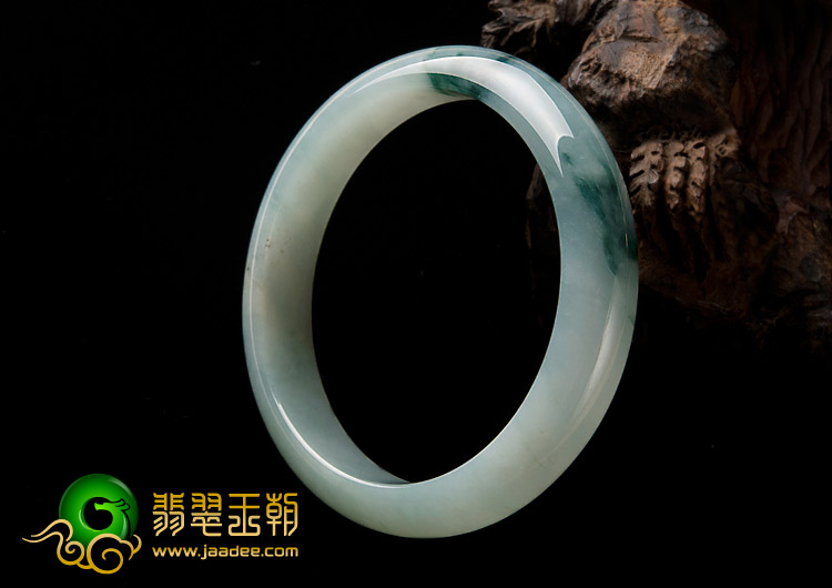 糯冰种飘花缅甸翡翠A货手镯（63.8mm）