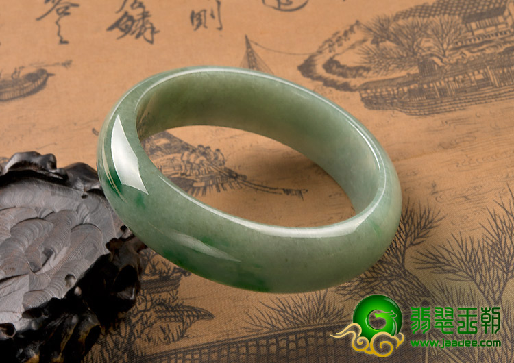 糯冰种飘翠缅甸翡翠A货手镯（58.8mm）