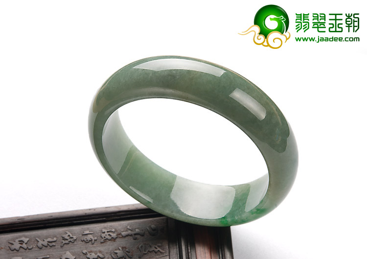 糯冰种飘翠缅甸翡翠A货手镯（58.8mm）
