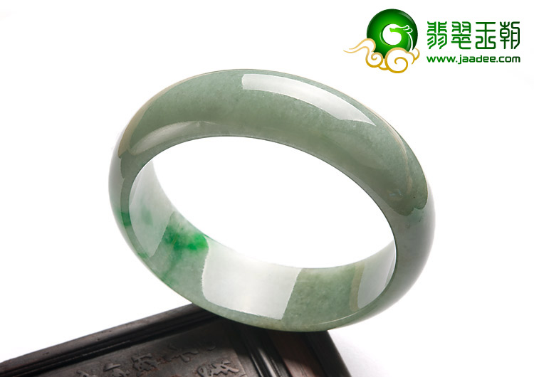 糯冰种飘翠缅甸翡翠A货手镯（61.5mm）