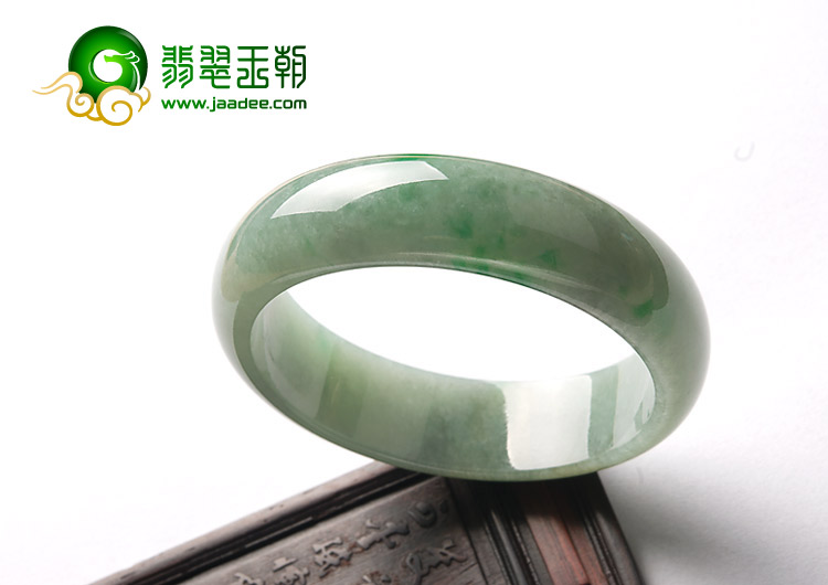 糯冰种飘翠缅甸翡翠A货手镯（59.5mm）