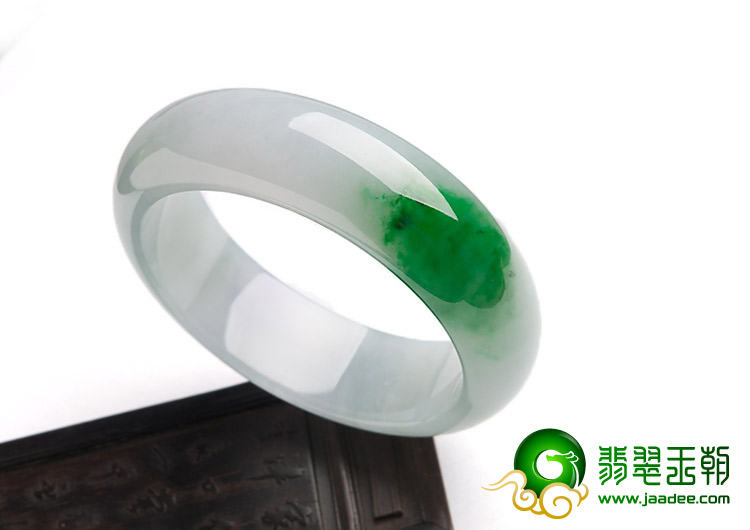 冰种春带彩缅甸翡翠A货手镯（61.1mm）