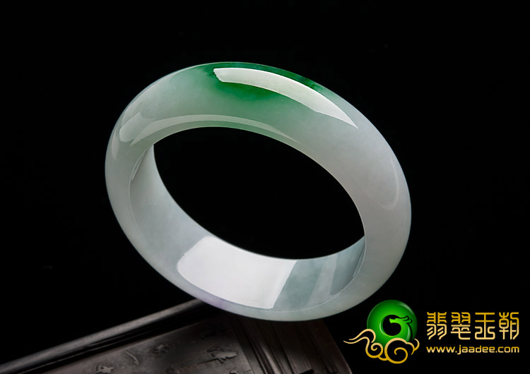 冰种春带彩缅甸翡翠A货手镯（61.1mm）