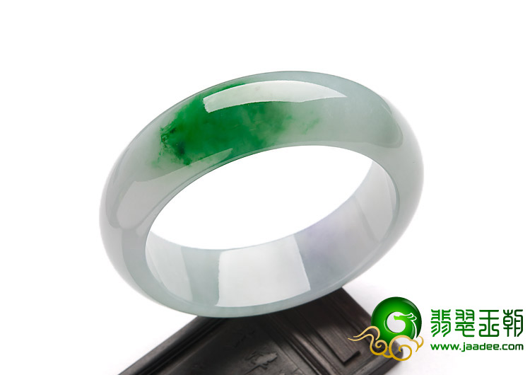 冰种春带彩缅甸翡翠A货手镯（61.1mm）