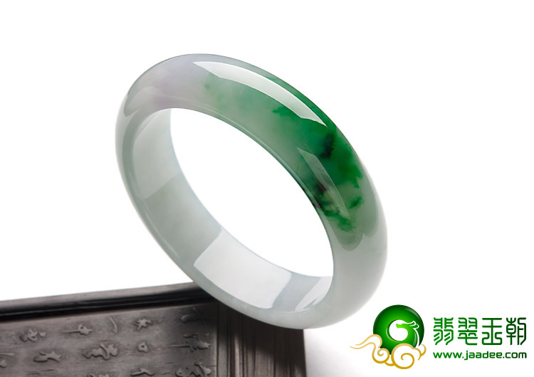 冰种春带彩缅甸翡翠A货手镯（61.6mm）