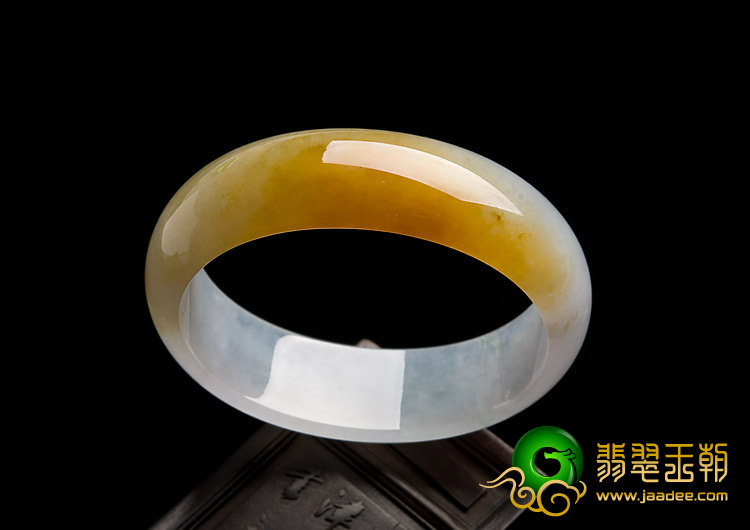 冰种黄翡缅甸翡翠A货贵妃镯（57.6-51.2mm）