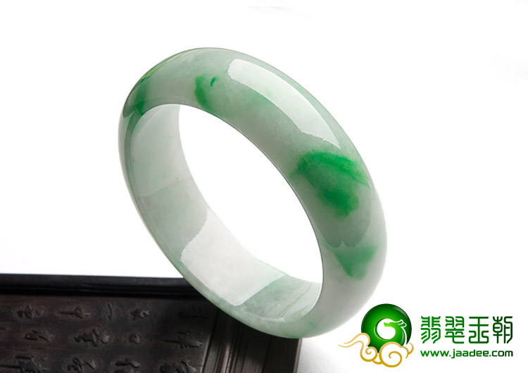 糯冰种飘翠缅甸翡翠A货手镯（60.3mm）