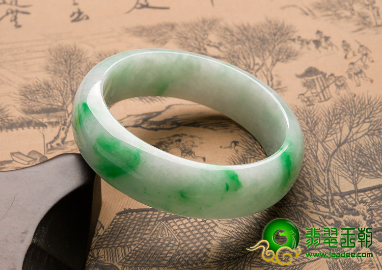 糯冰种飘翠缅甸翡翠A货手镯（60.3mm）