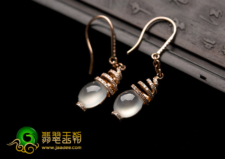 冰玻种缅甸翡翠A货镶玫瑰金耳坠（真钻）