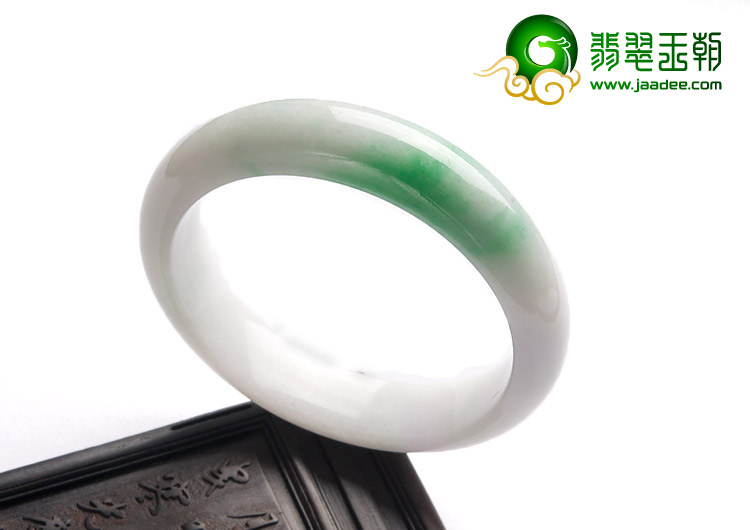 糯冰种飘翠缅甸翡翠A货手镯（53mm）