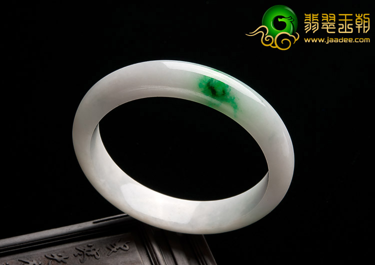 糯冰种飘翠缅甸翡翠A货手镯（55.8mm）