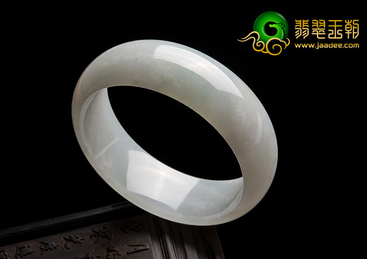 糯冰种晴水缅甸翡翠A货手镯（58.2mm）