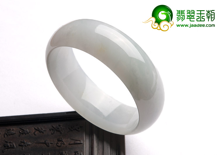糯冰种晴水缅甸翡翠A货手镯（58.2mm）