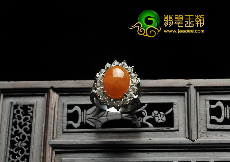 糯冰种红黄翡缅甸翡翠A货戒面